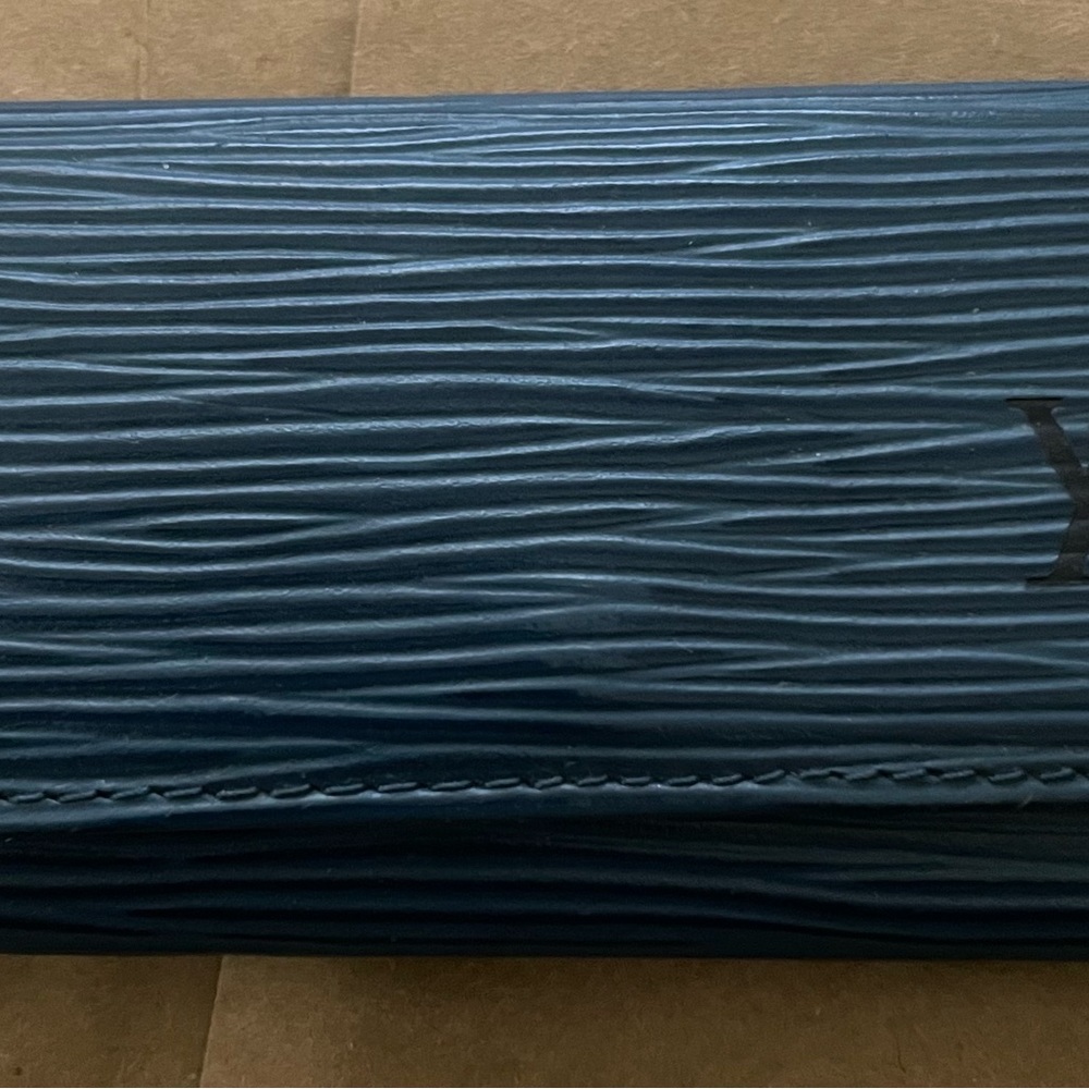 Lv Key Holder - image 1